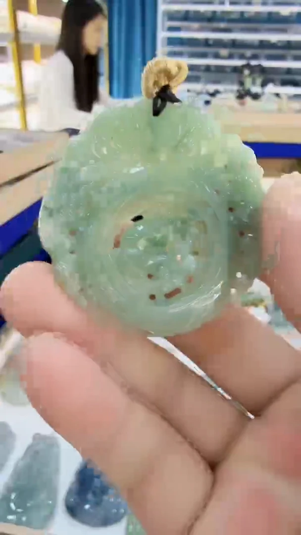 翡翠未镶嵌吊坠(不含链)2