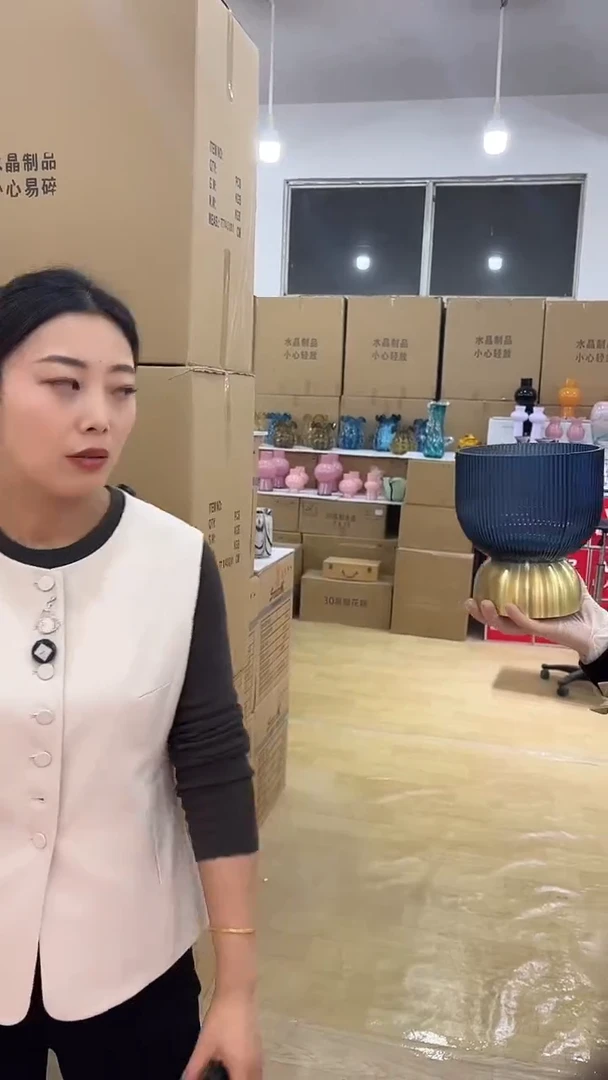 简与花瓶不带花早-15