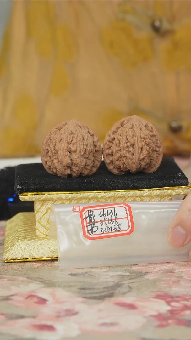 把件文玩核桃密纹