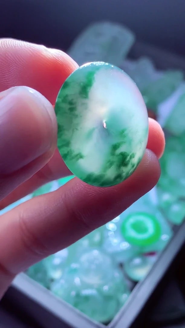 未镶嵌定制翡翠肚****# 翡翠毛货定制