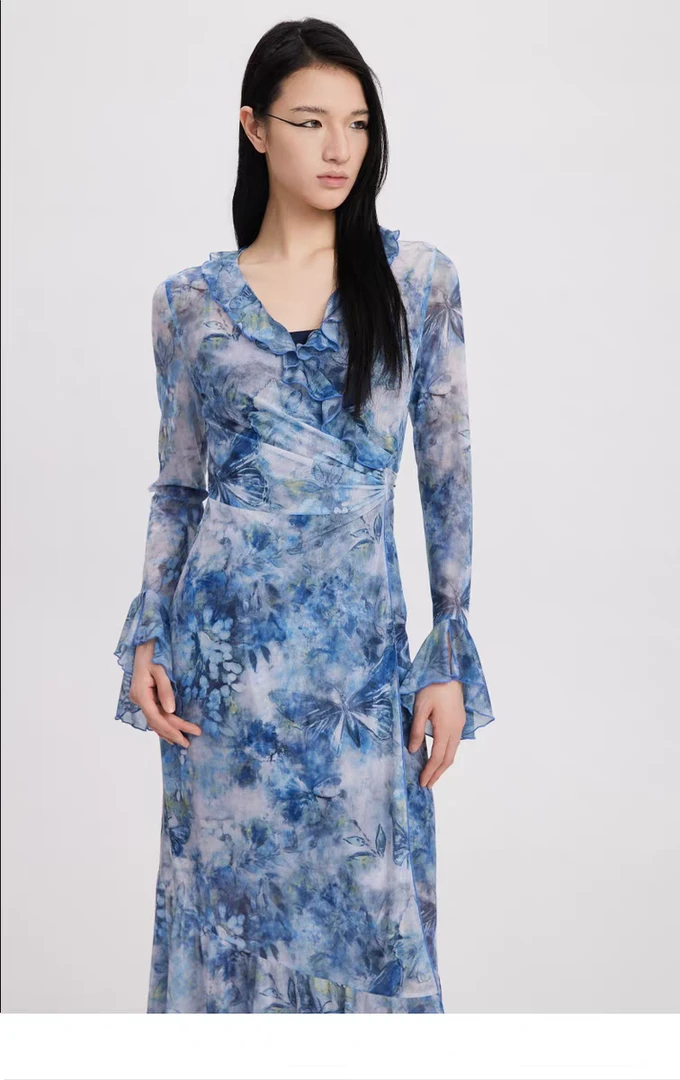 衣梦容缘原创复古碎花连衣裙显瘦设计飘逸长袖气质裙子春夏新款