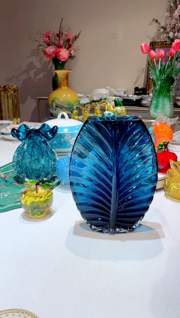 【闪购商品】琉璃手工艺品小号蓝色大叶花瓶