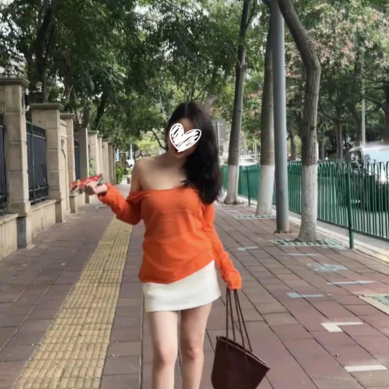 YIDENG2025美式性感活力橘色慵懒宽领休闲显白长袖百搭小众女上衣