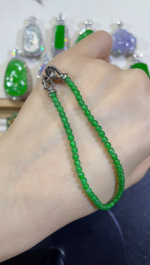 颈饰未镶嵌翡翠团购1