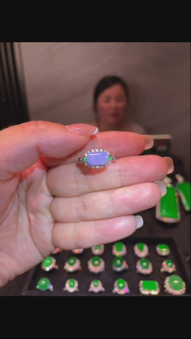 翡翠戒指18K金镶嵌紫罗兰戒指