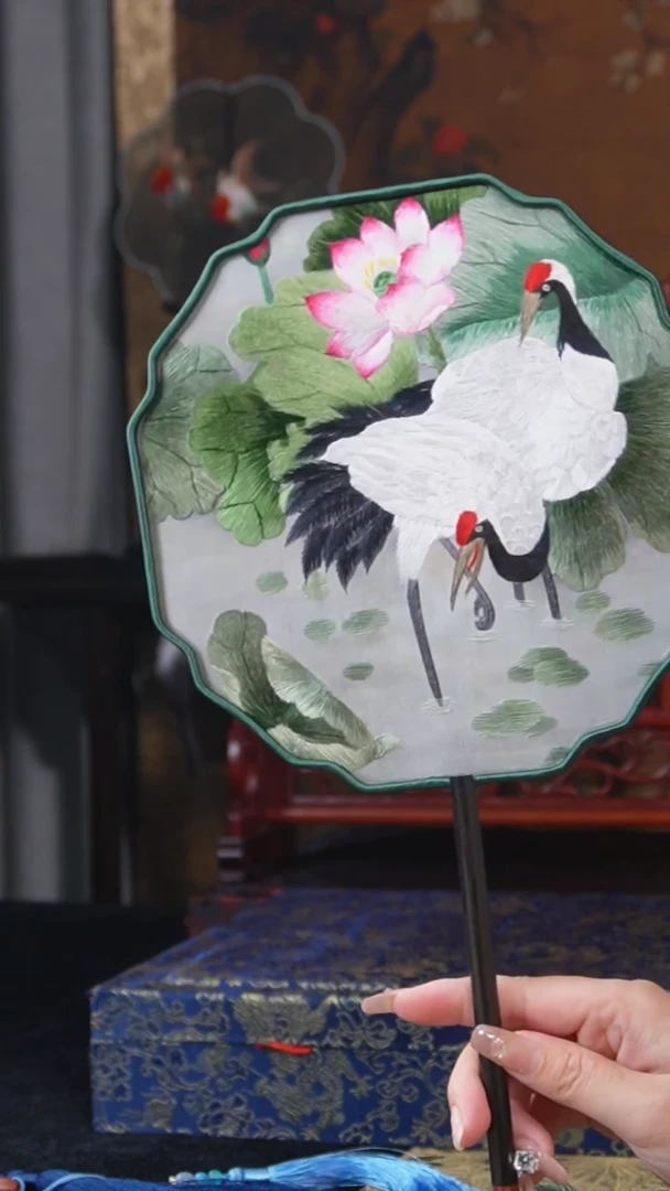 刺绣团扇-双面绣花非遗