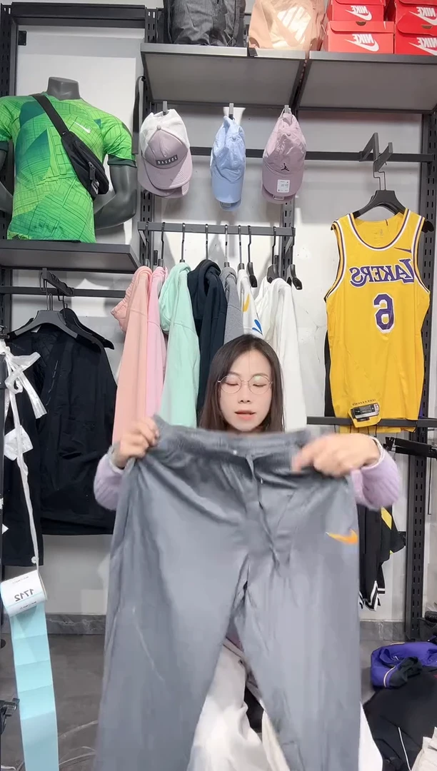 1706 编码 瑕疵款直播间过款为准 尺码 M