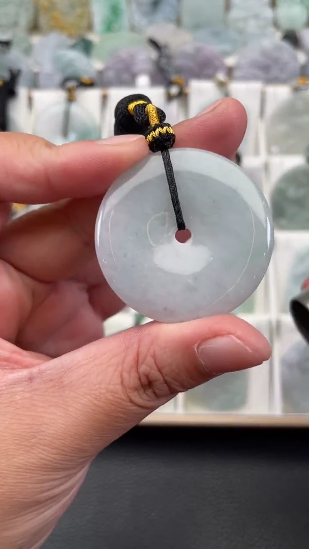 颈饰未镶嵌翡翠天然缅甸翡翠A货70