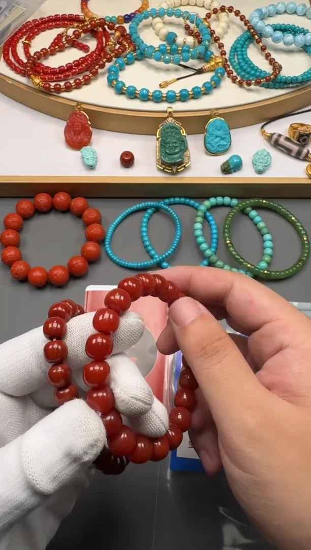 18K金镶嵌手串南红玛瑙吕**～111111