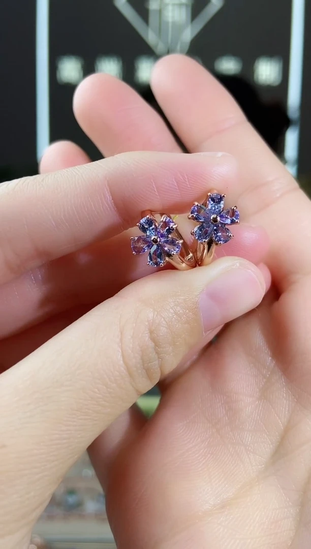 【闪购商品】坦桑石耳饰银S925镶嵌耳饰