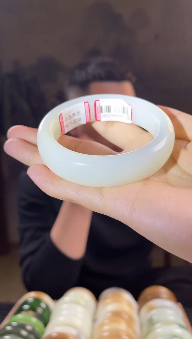 未镶嵌手镯和田玉57+圈口0608