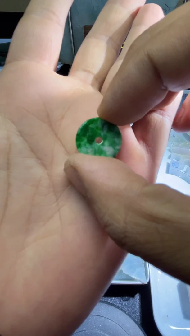 未镶嵌挂件翡翠天然缅甸翡翠A货