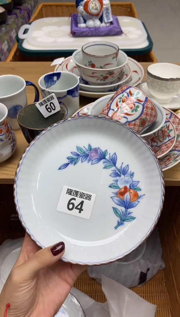 瓷片瓷器之美，尽在隆莲。