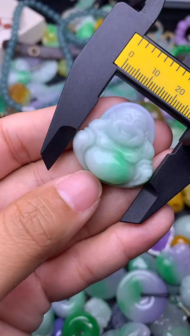 颈饰未镶嵌翡翠缅甸翡翠吊坠