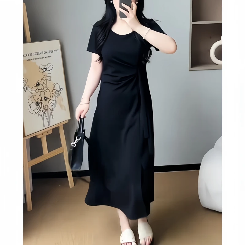 2025夏季时尚款显瘦气质连衣裙圆领优雅风褶皱休闲风连衣裙中长款