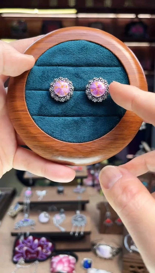 【闪购商品】织绣1754黔东南苗族刺绣