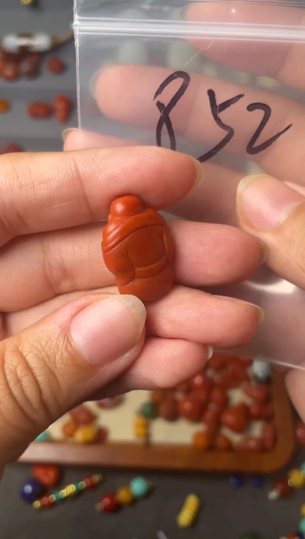 合金多样性发货，南红玛瑙852