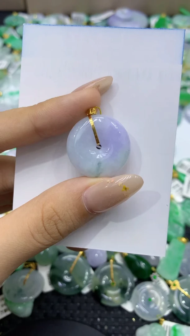 颈饰18K金镶嵌翡翠天然缅甸翡翠A货