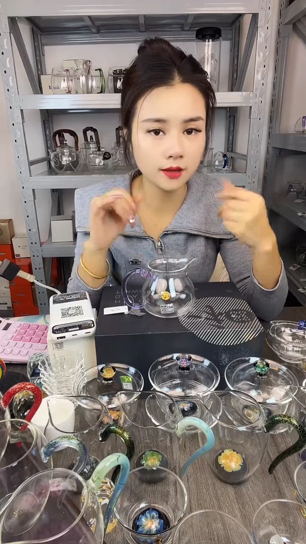 手工艺品玻璃禾器 浮莲公道杯浅紫色