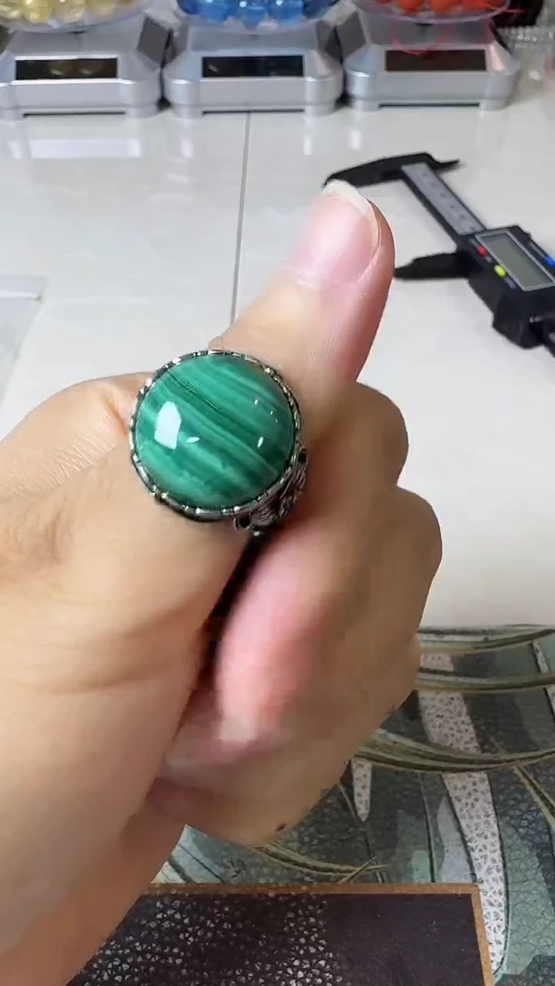 合金孔雀石戒指矿坑