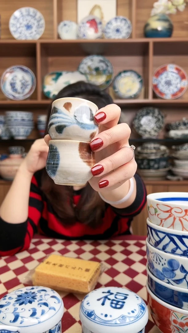 【闪购商品】瓷片笔青  唐草+棕色点打  小酒杯