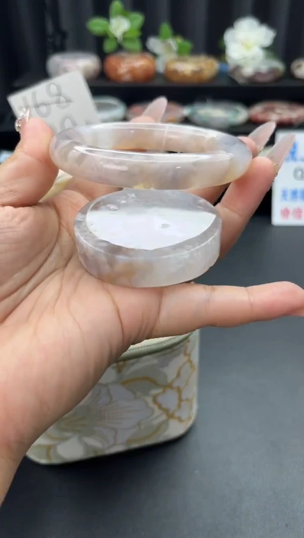 未镶嵌手镯石英质玉（56-57圈口）赠送镯心