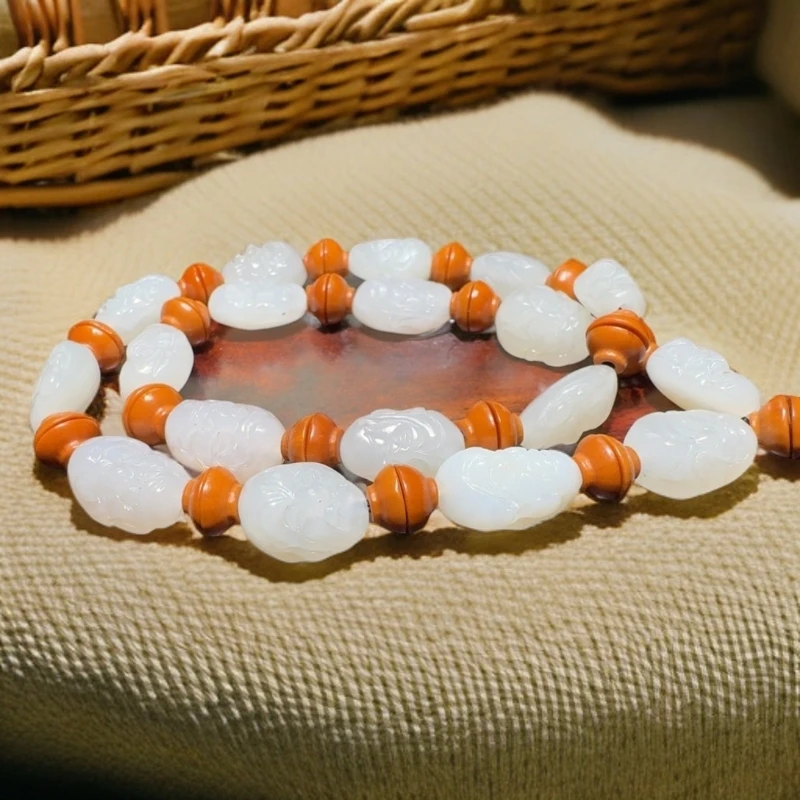 和田玉未镶嵌项链