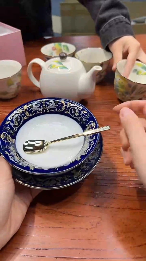 瓷片238小阿朵海外欧瓷