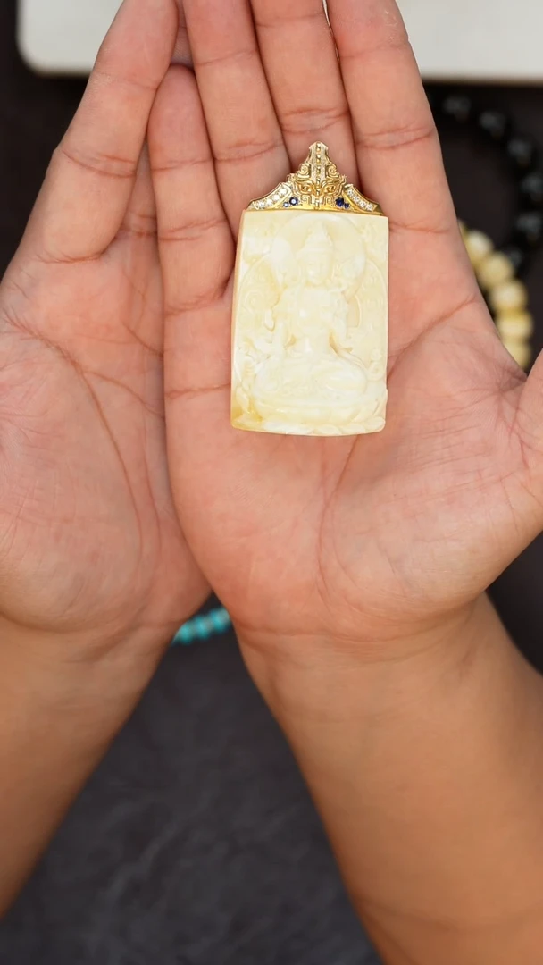 【闪购商品】蜜蜡裸石未镶嵌蜜蜡吊坠