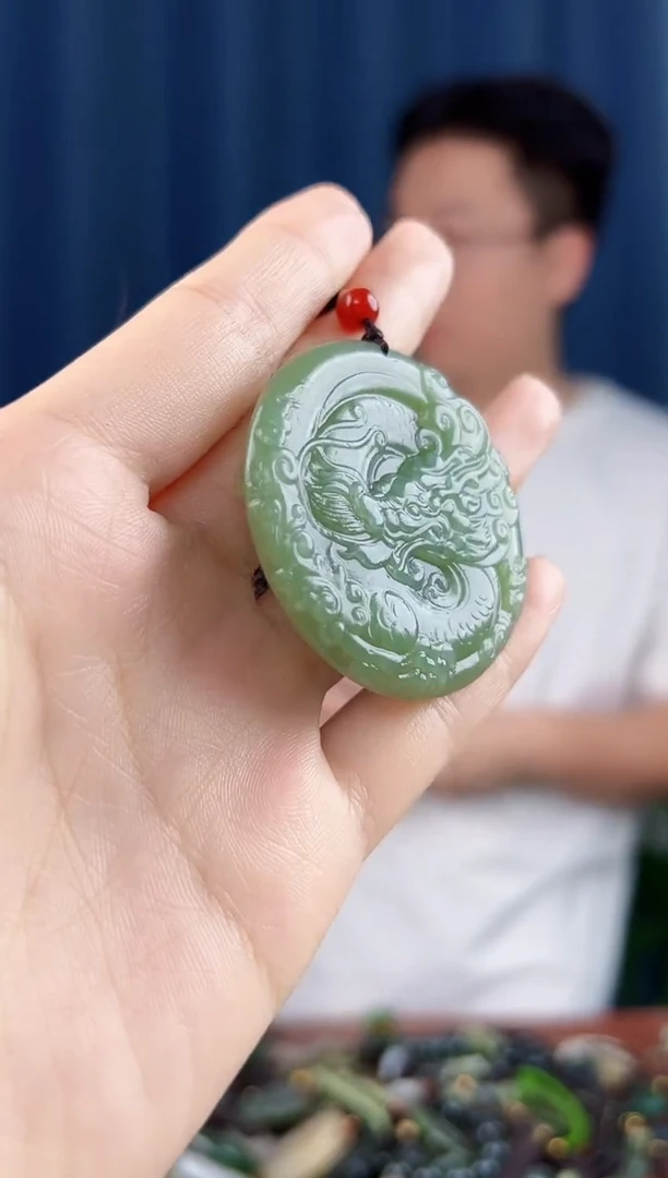 未镶嵌和田玉挂件拍一发一，多样性发货