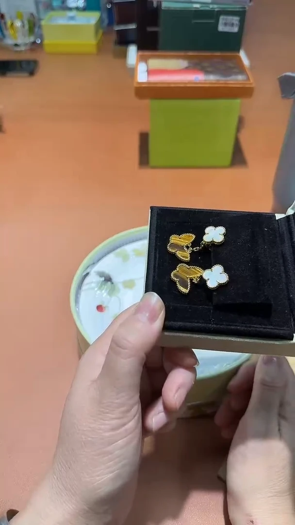 瓷片全场正品   一件不留@@1