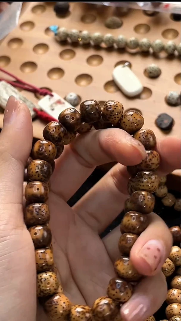 手串星月菩提精工级浅珀花皮桶珠10*9手串