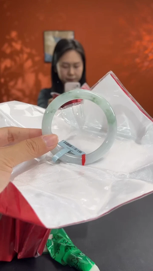 未镶嵌手镯翡翠10