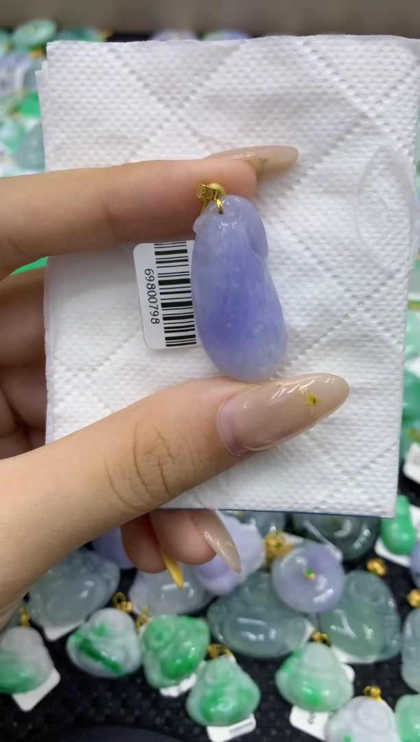 颈饰18K金镶嵌翡翠天然缅甸翡翠A货