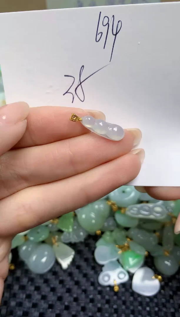 【闪购商品】翡翠颈饰18K金镶嵌天然缅甸A货翡翠