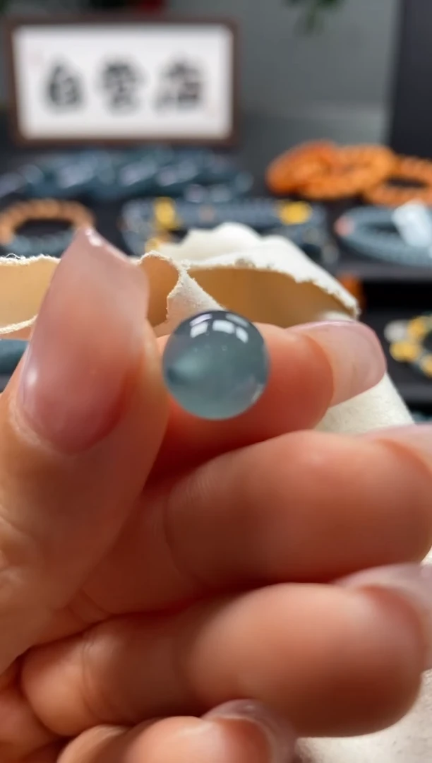 【闪购商品】翡翠颈饰未镶嵌0615673030