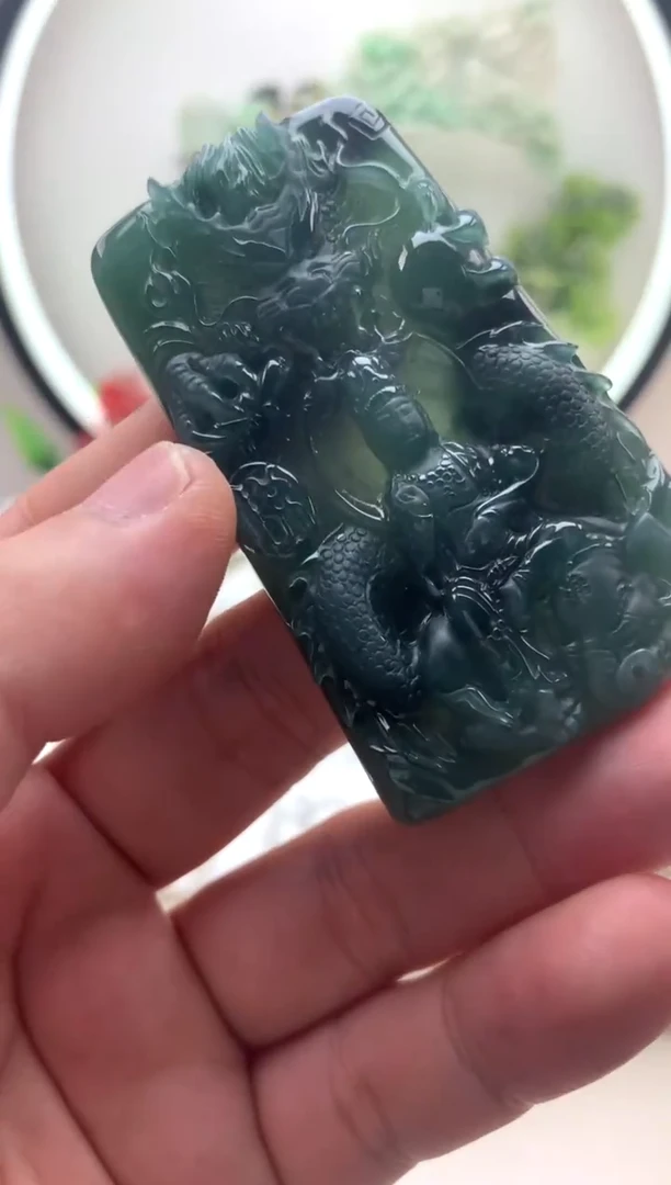 颈饰未镶嵌翡翠普贤