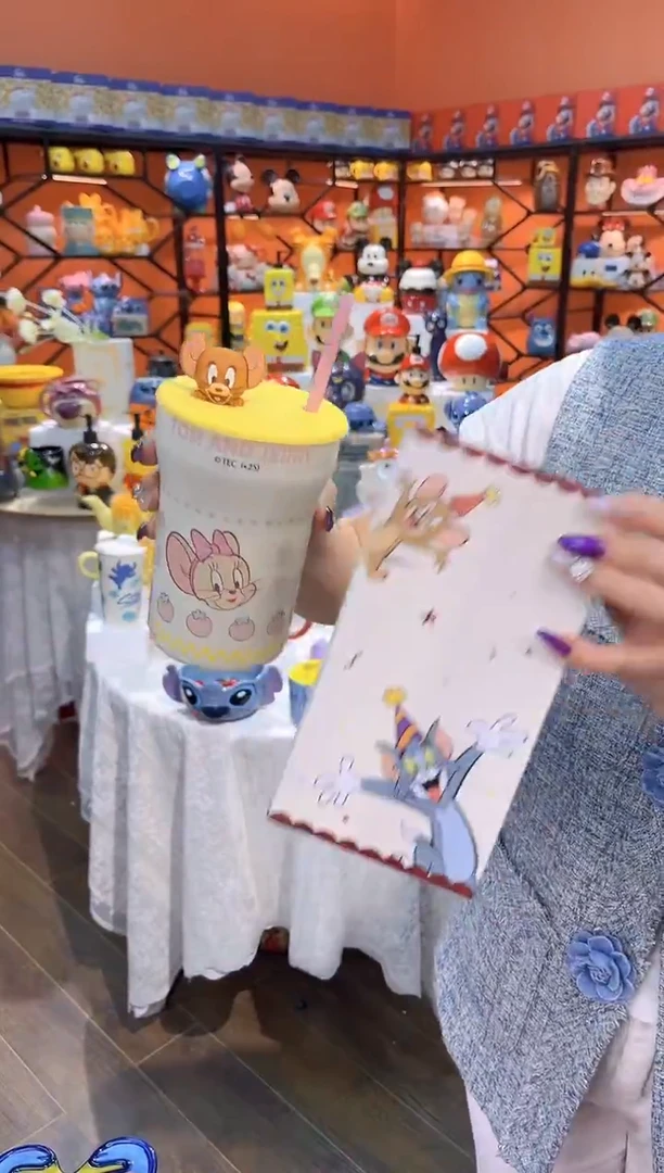 瓷片@@猫和老鼠黄色带盖陶瓷吸管杯