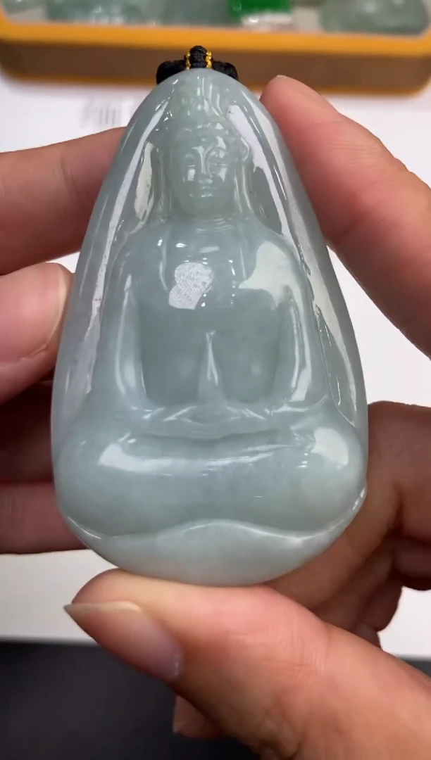 未镶嵌挂件翡翠373919   多人