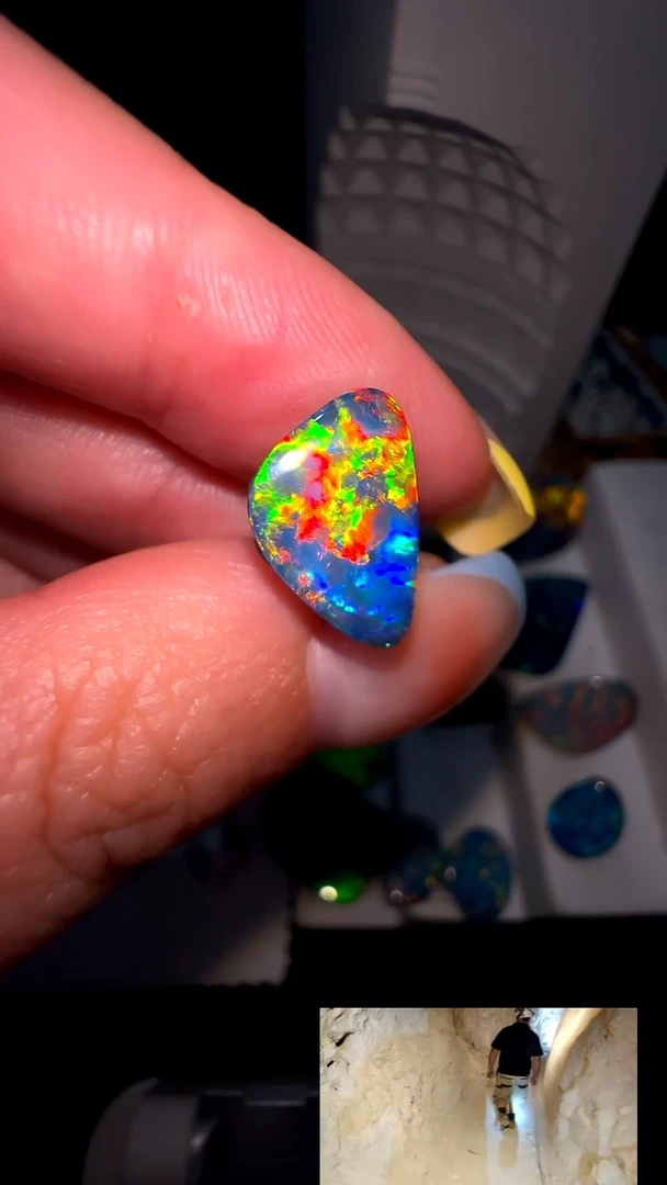 想****ē【可乐特选】双层澳宝 8.2*12.9mm  有生长纹