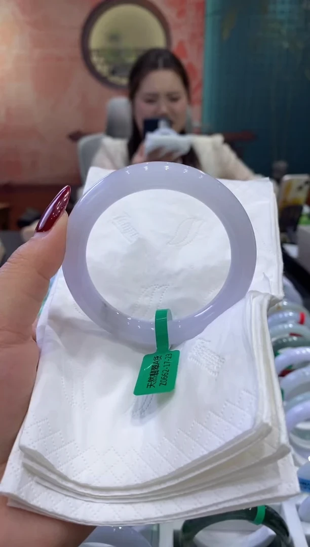 【闪购商品】翡翠手镯未镶嵌多人005155