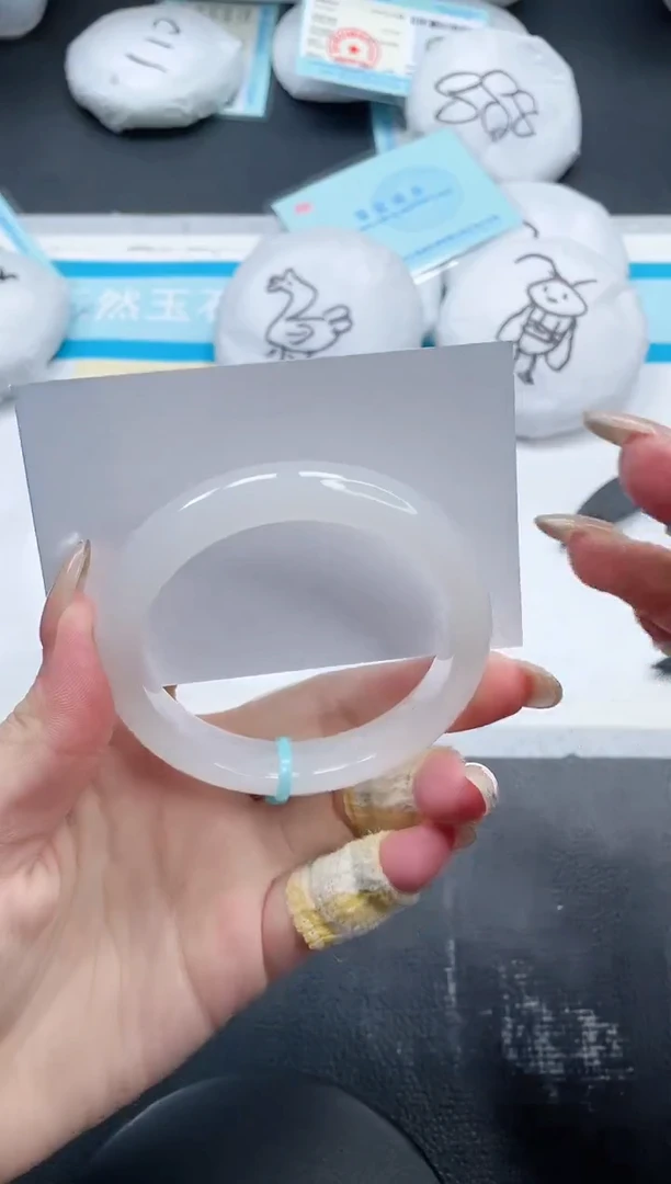 石英质玉手镯未镶嵌25V146-57