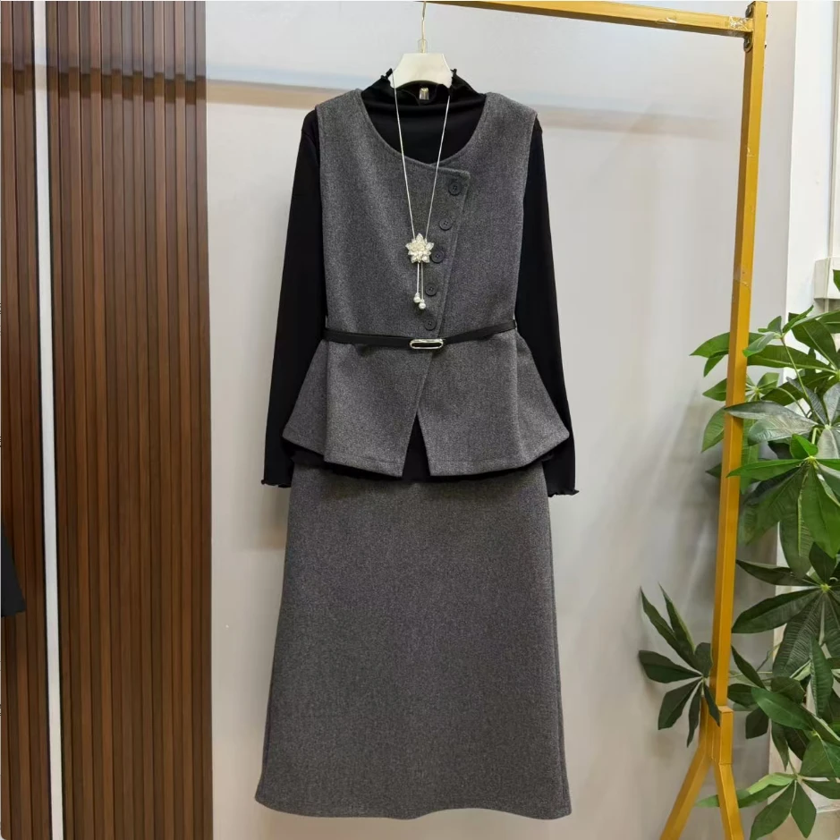 新款大码女装时尚气质纯色简约风马甲十打底衫十半身裙三件套套装