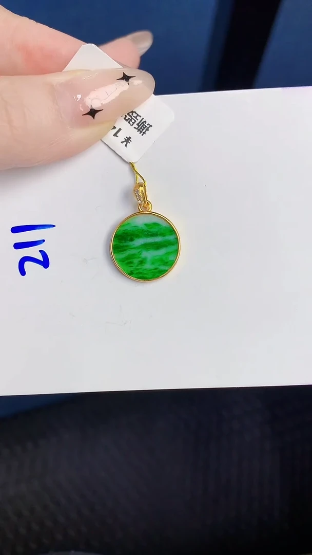 颈饰未镶嵌翡翠缅甸天然翡翠A货