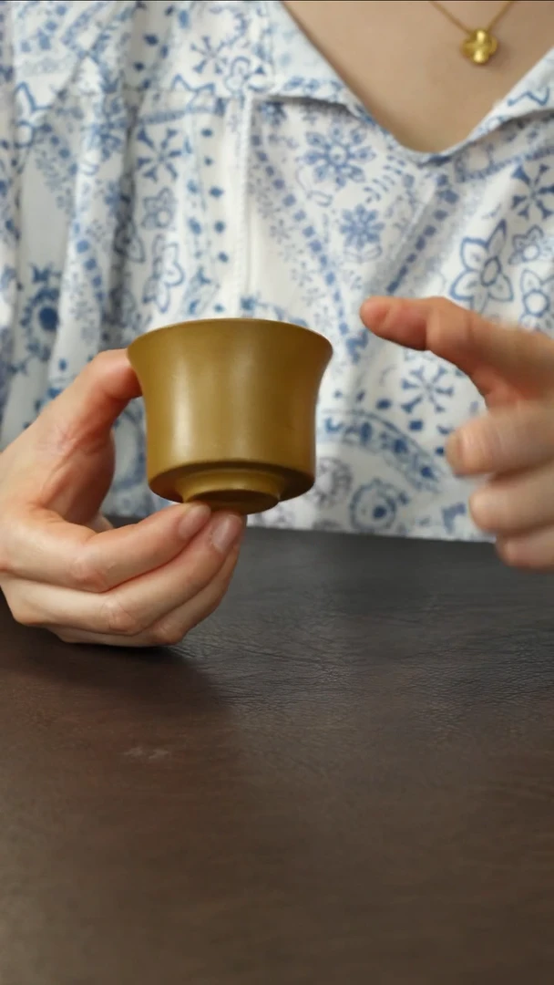 茶杯紫砂黄金段马蹄杯约80cc
