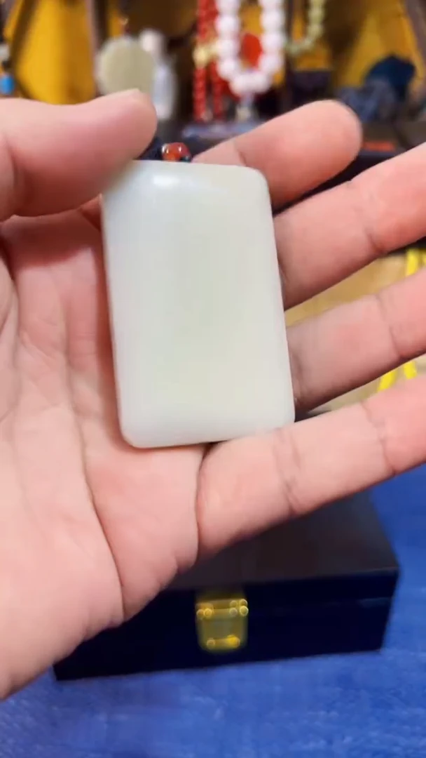 和田玉未镶嵌挂件和田 羊油无事牌(飞铃文玩)