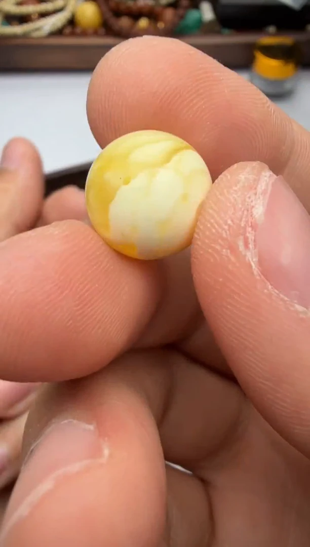 裸石蜜蜡未镶嵌配饰