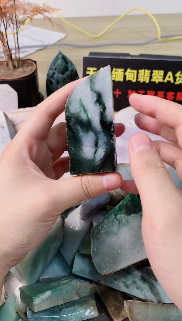 翡翠裸石天然缅甸翡翠A货17