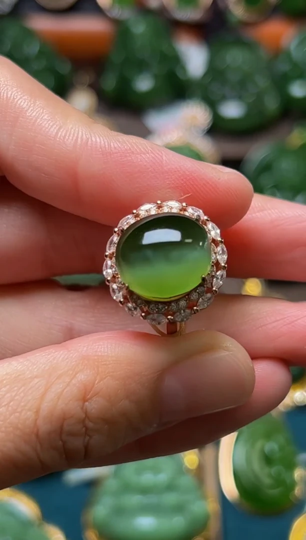 银S925镶嵌戒指和田玉碧玉