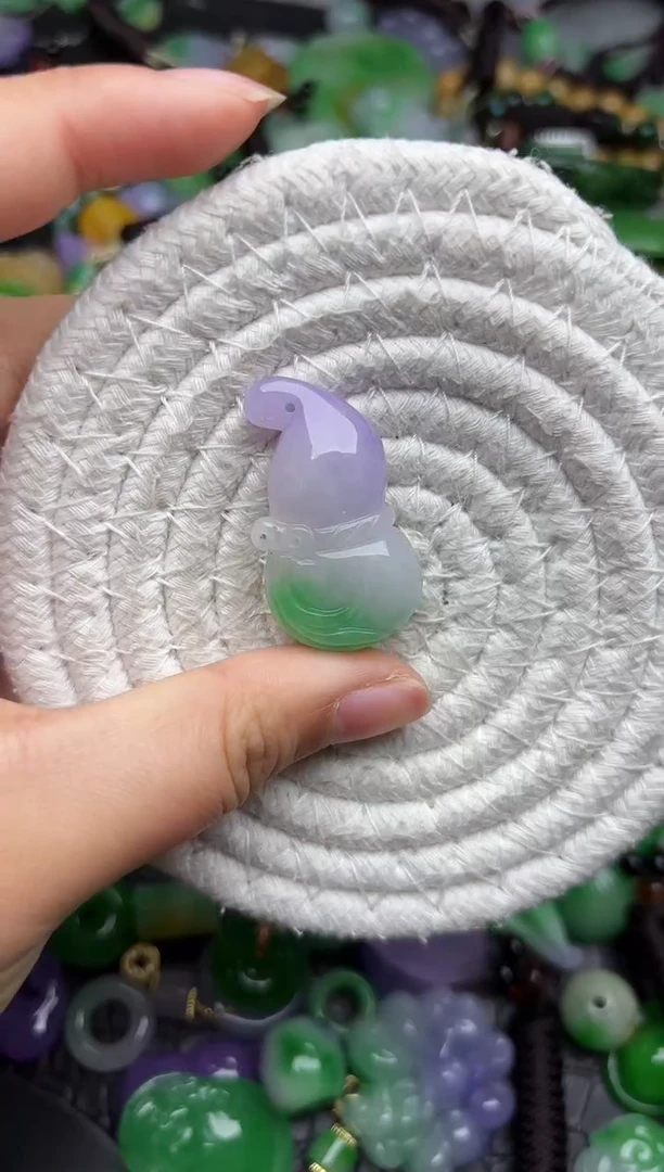 颈饰未镶嵌翡翠缅甸翡翠吊坠